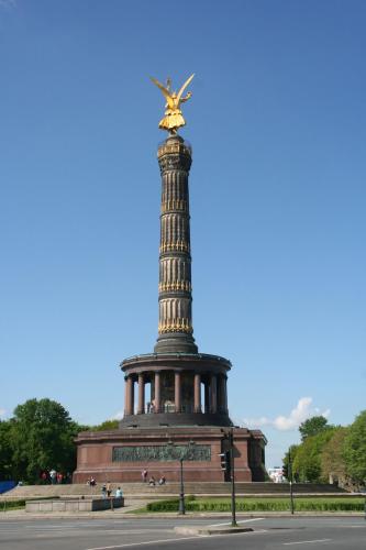 Apartment&Rooms near Brandenburg Gate