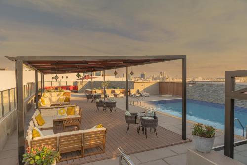 The Grand Lux Hotel