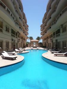 Nour Plaza Accommodation & Sales